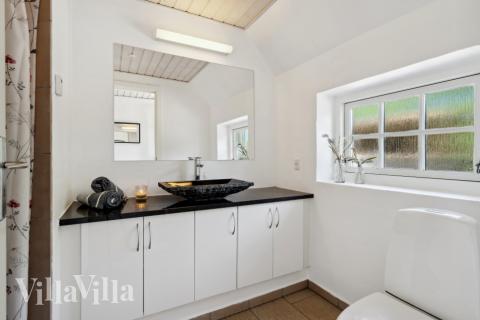 Ét af badeværelserne i luksushus nr. 678