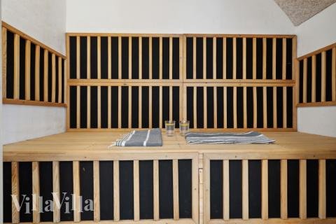 Nyd varmen i saunaen i luksushus nr. 678 til 16 personer