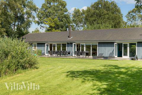 Dette skønne poolhus nr. 681 med plads til 17 personer ligger i Nordsjælland