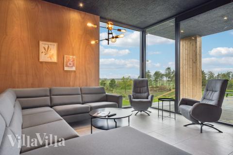 Sofahjørnet i luksushus 684 i Limfjorden.