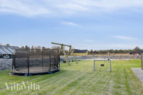 Stort udvalg af udendørs aktiviteter ved luksushus nr. 652 i Nordjylland.