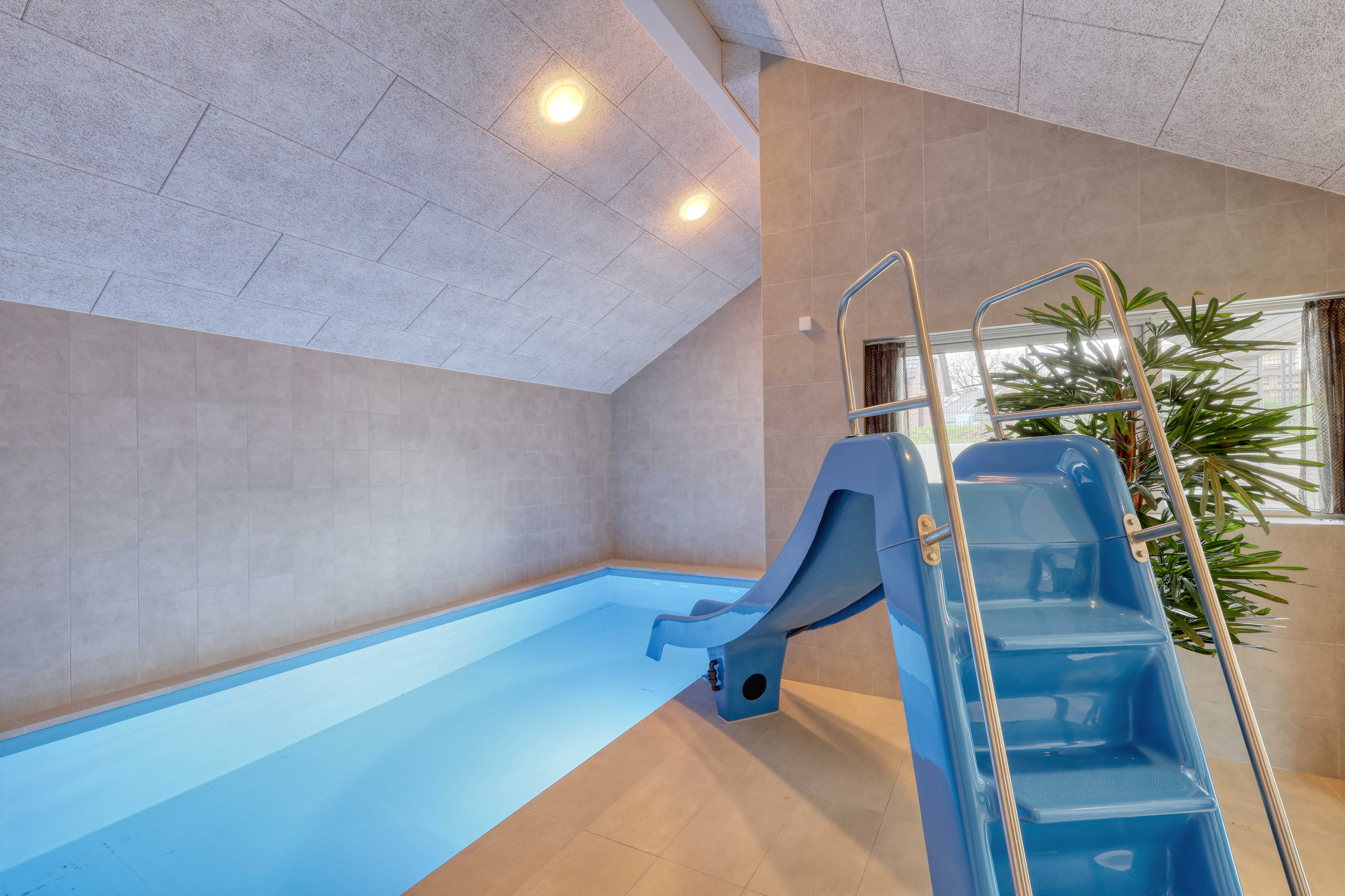 Den lækre pool i luksushuse nr. 769 til 14 personer