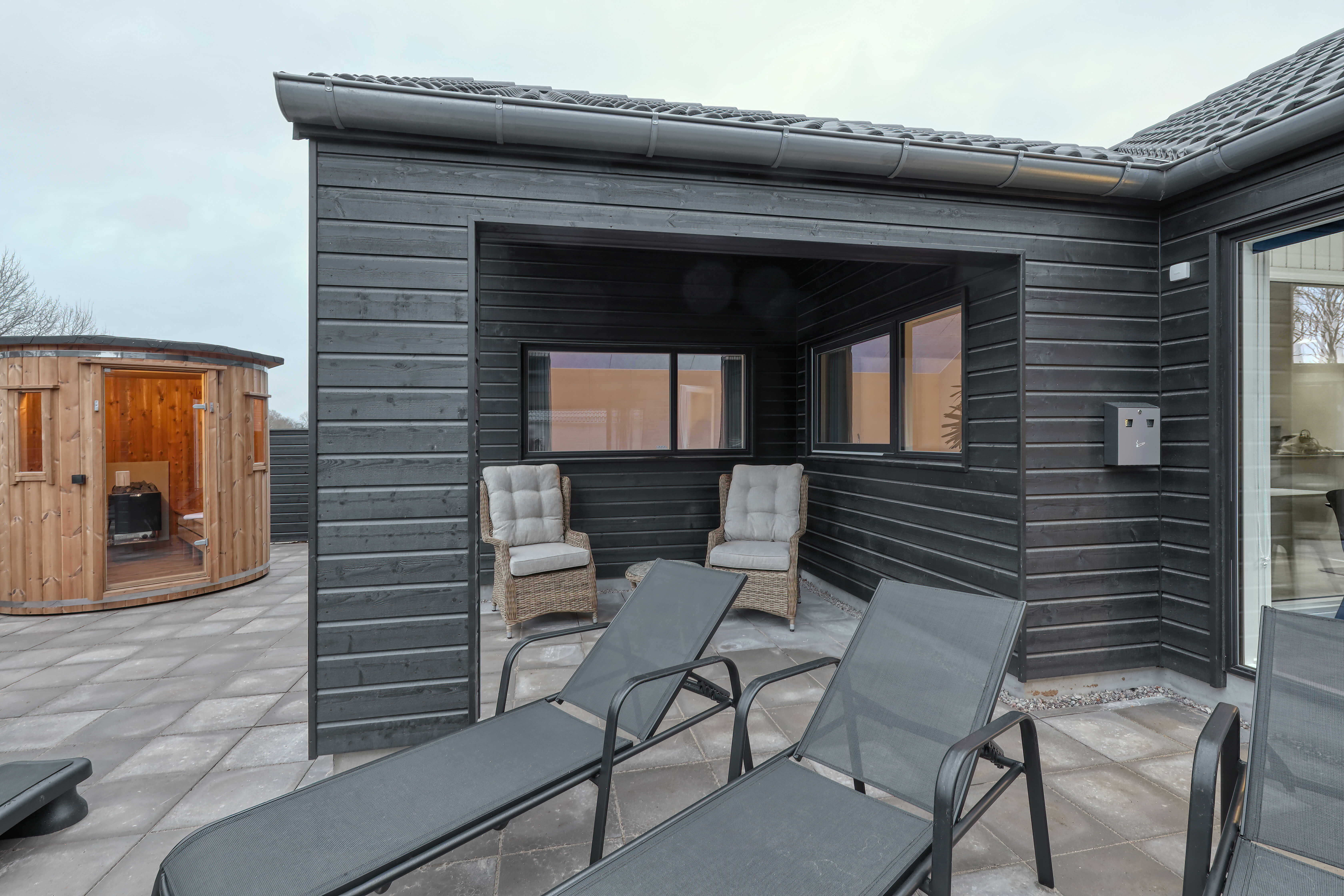 Luksushus nr. 761 har en dejlig terrasse med gode havemøbler til 16 personer.