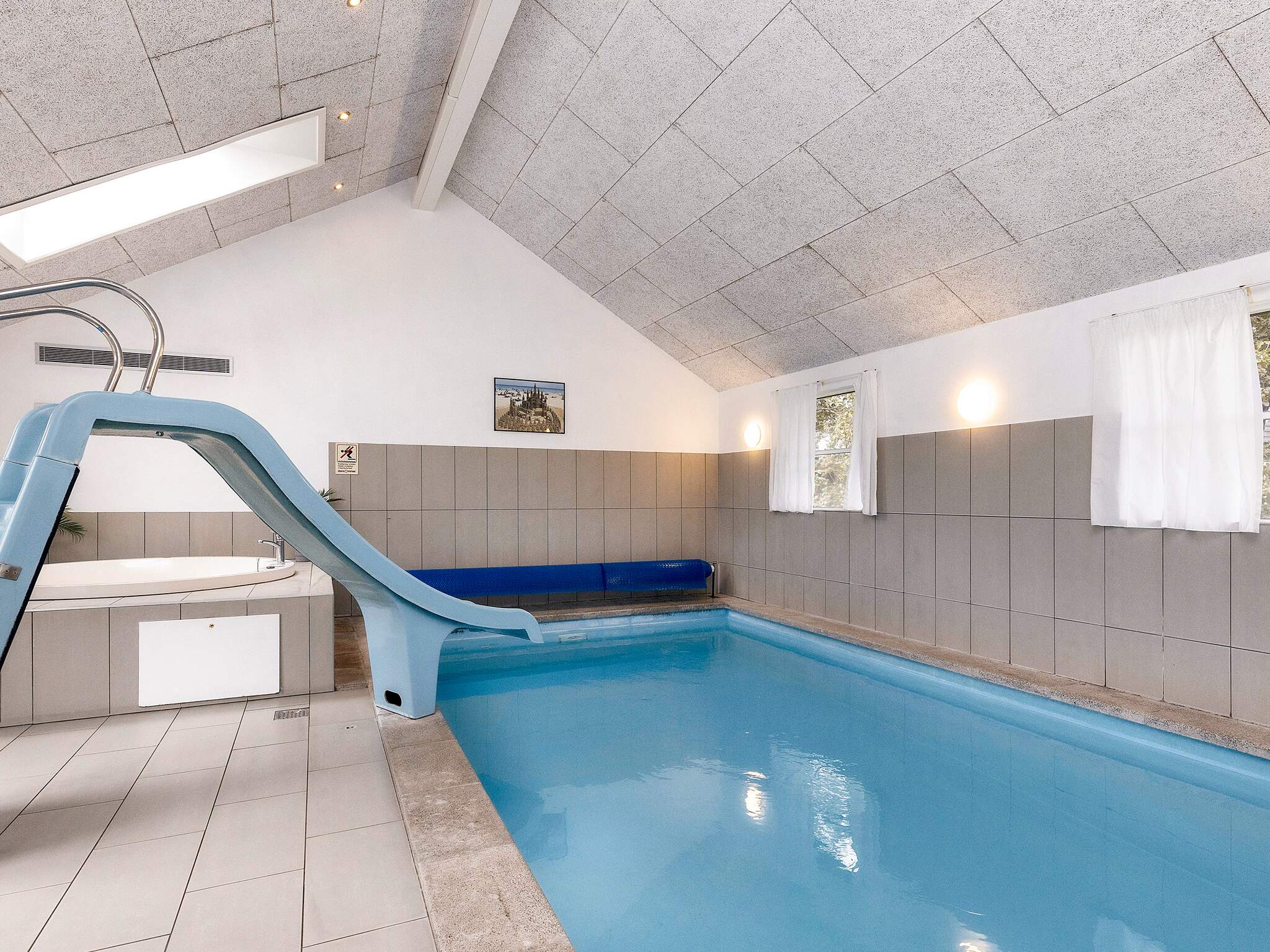 Den lækre pool i luksushuse nr. 218 til 18 personer