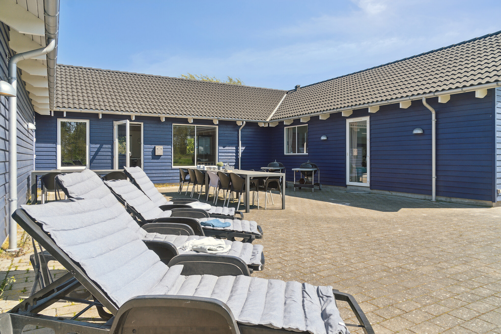Nyd en grillaften på terrassen i luksushus nr. 314 i Lolland/Falster/Møn