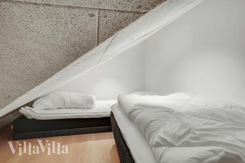 Nogle af de 12 sovepladser findes på hemsen i luksushus nr. 692