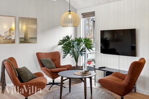 Aktivitetsrum i luksushus nr. 663 med 7 soveværelser og plads til 18 personer.