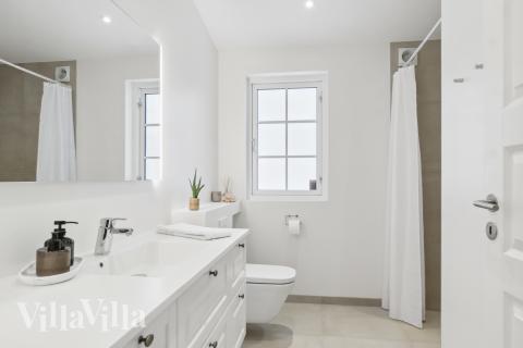 Ét af badeværelserne i luksushus nr. 693