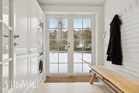 Den rummelige entre i luksushus nr. 693 i Nordsjælland