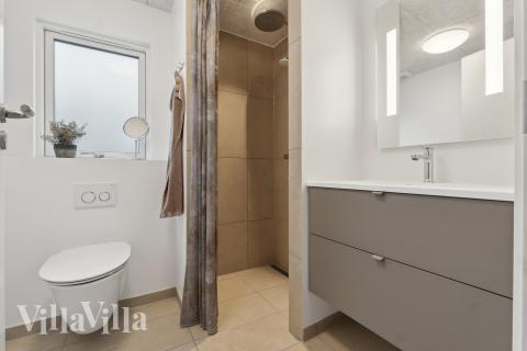 Ét af badeværelserne i luksushus nr. 655