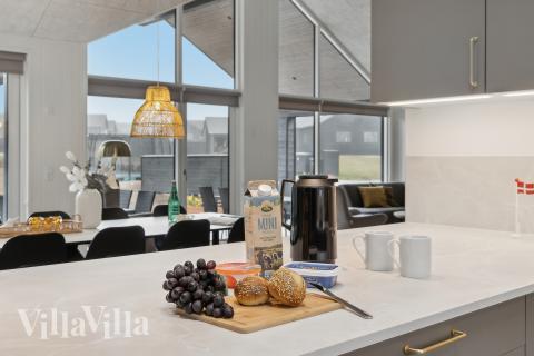 Køkkenet i luksushus nr. 664 er godt indrettet.