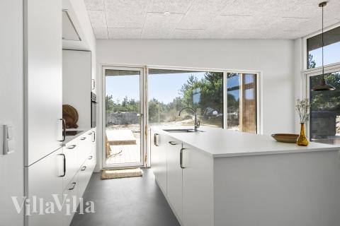 Køkkenet i luksushus nr. 687 er godt indrettet.