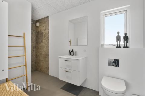 Ét af badeværelserne i luksushus nr. 687