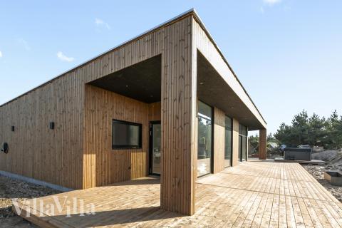 Luksushus nr. 687 har en dejlig terrasse med gode havemøbler til 8 personer.