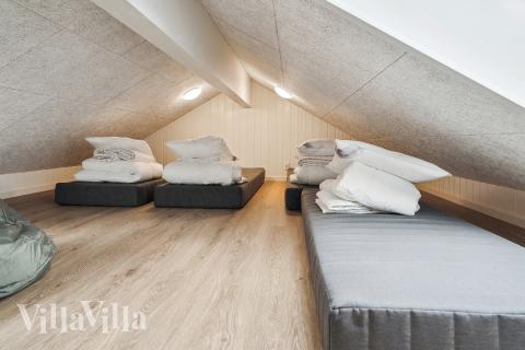 Nogle af de 14 sovepladser findes på hemsen i luksushus nr. 648