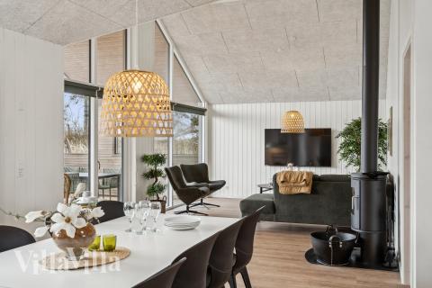 Opholdsrum med plads til 14 i luksushus nr. 648.