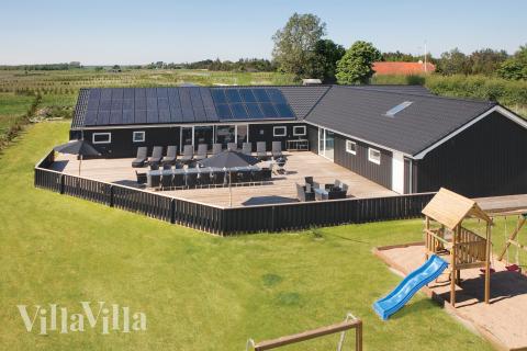 Dette skønne poolhus nr. 602 med plads til 26 personer ligger i Nordjylland