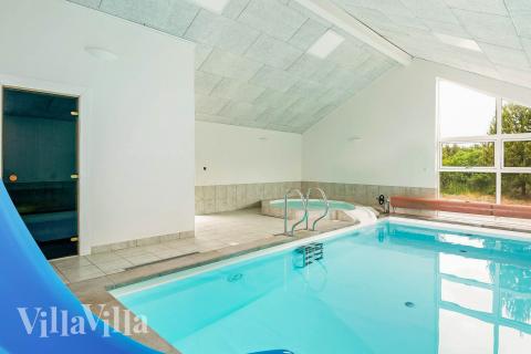 Tag en dukkert i poolen i luksushus nr. 602 i Nordjylland.