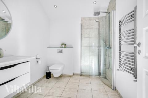 Ét af badeværelserne i luksushus nr. 602