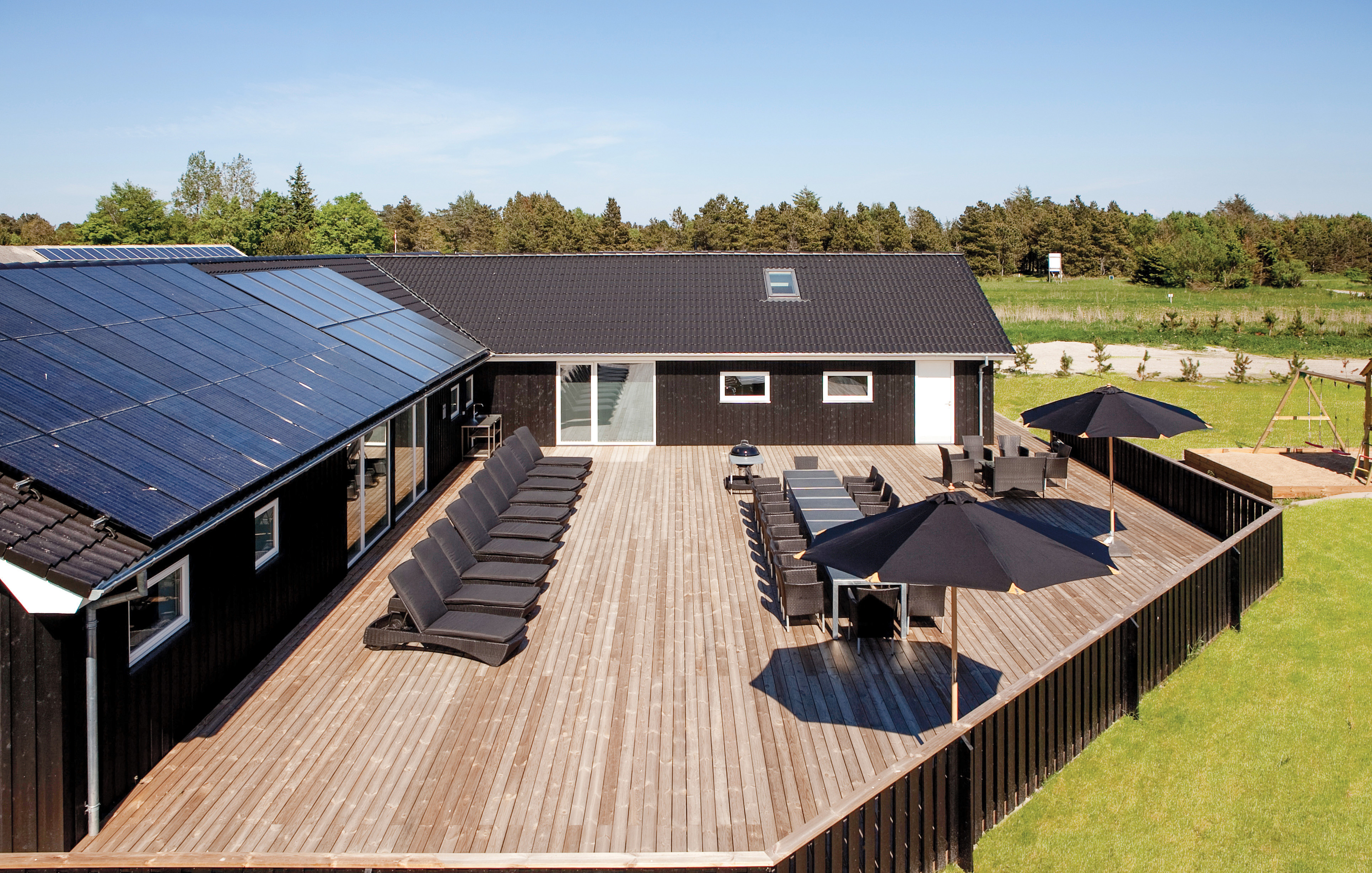 Flot sommerhus nr. 602 med god plads til op til 26 personer