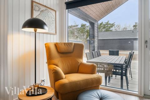 Det store lyse opholdrum i luksushus nr. 622 til 18.