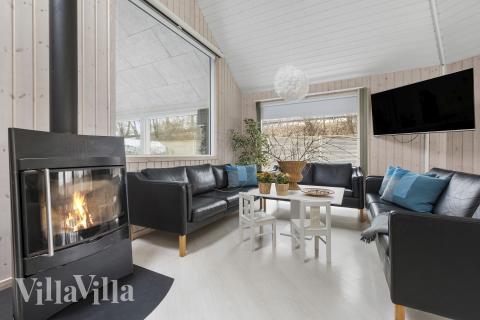 Sofahjørnet i luksushus 339 i Nordsjælland.