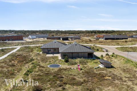 Flot sommerhus nr. 607 med god plads til op til 18 personer