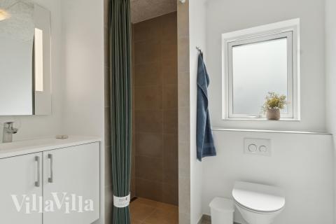 Ét af badeværelserne i luksushus nr. 803