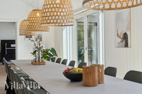 Opholdsrum med plads til 24 i luksushus nr. 809.