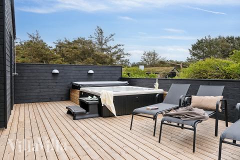 Nyd varmen i spaen i luksushus nr. 659 i Nordjylland