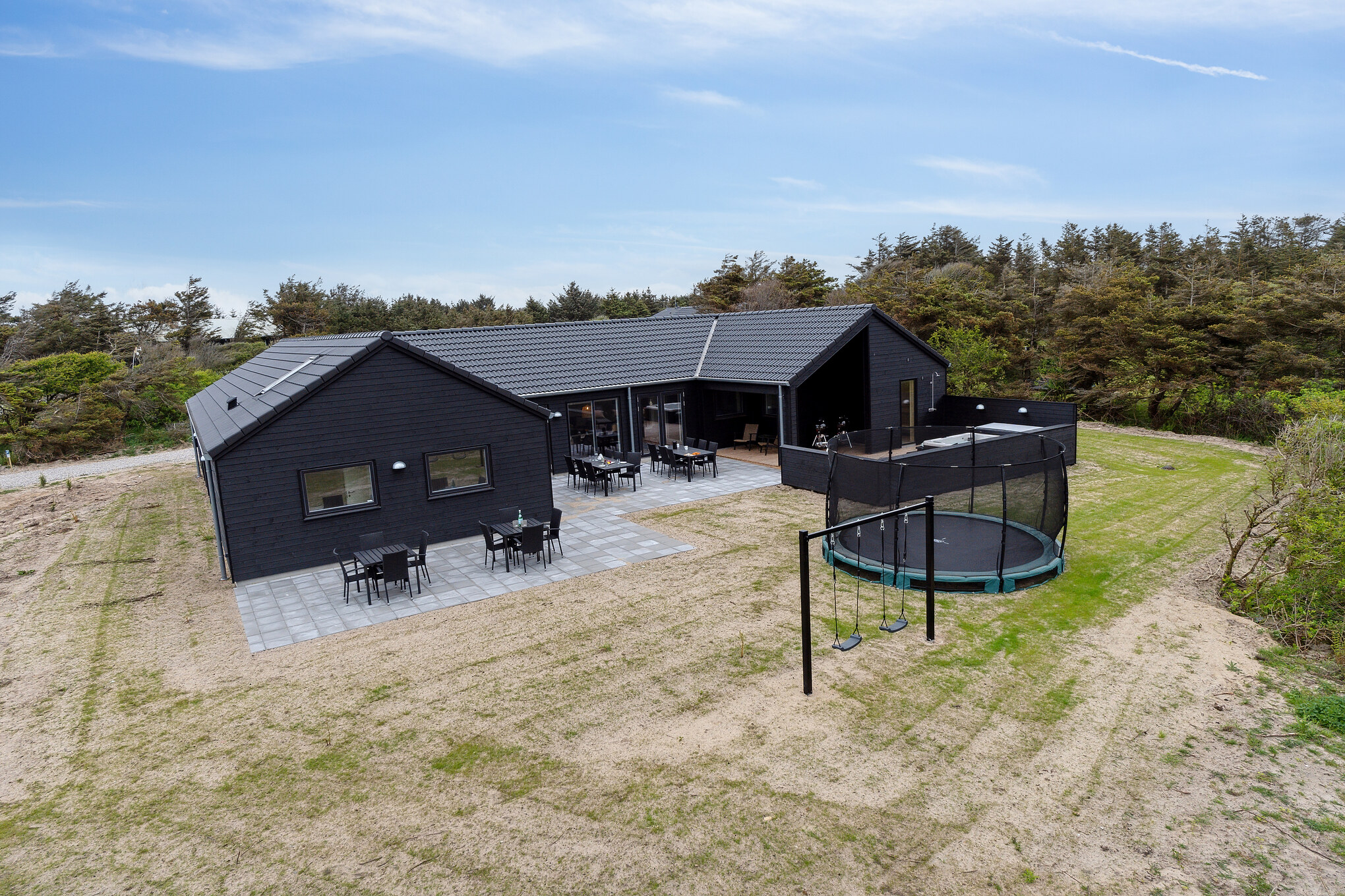 Dyst i sommerhusets aktivitetsrum, når I besøger luksushus nr. 659 i Nordjylland.