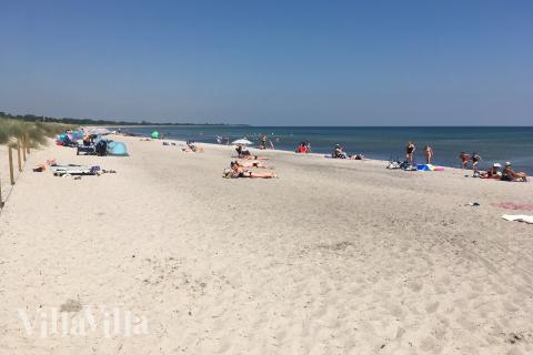 Stranden nær luksushus nr. 908.