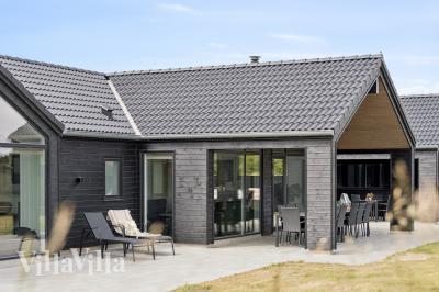 Dette skønne poolhus nr. 610 med plads til 18 personer ligger i Vestjylland