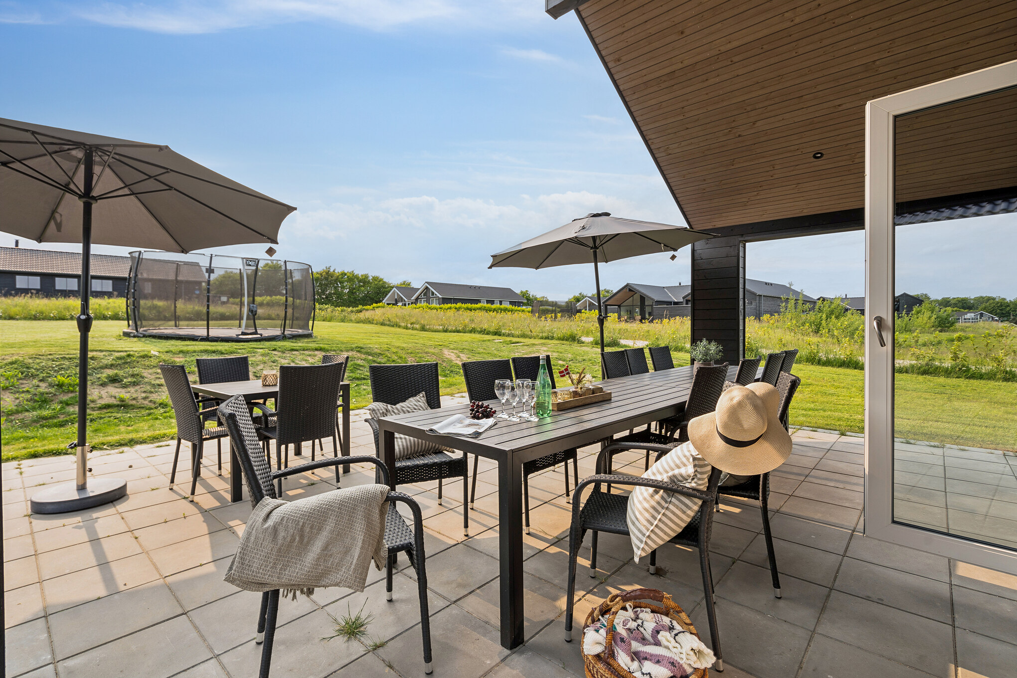 Stor terrasse ved luksushus nr. 631 i Sydjylland.