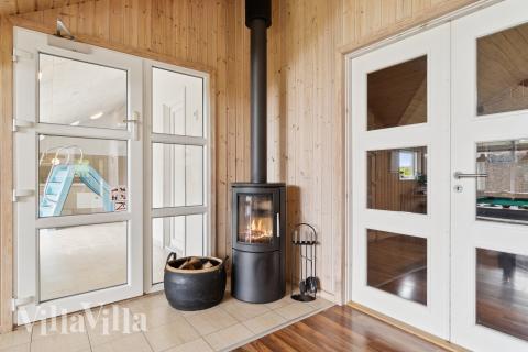 Sofaen i luksushus 268 i Østjylland indbyder til brætspil eller at se en film sammen.