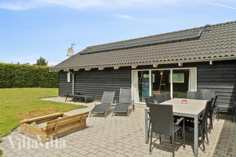 Nyd en grillaften på terrassen i luksushus nr. 268 i Østjylland
