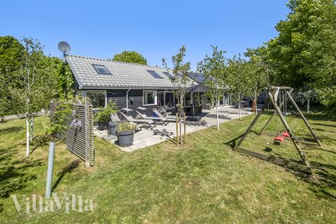 Dette skønne poolhus nr. 339 med plads til 16 personer ligger i Nordsjælland