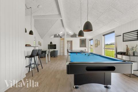 Ud over de mange timer, man kan bruge i husets pool-afdeling, så byder luksushus 657 også på billard/bordtennis og dart
