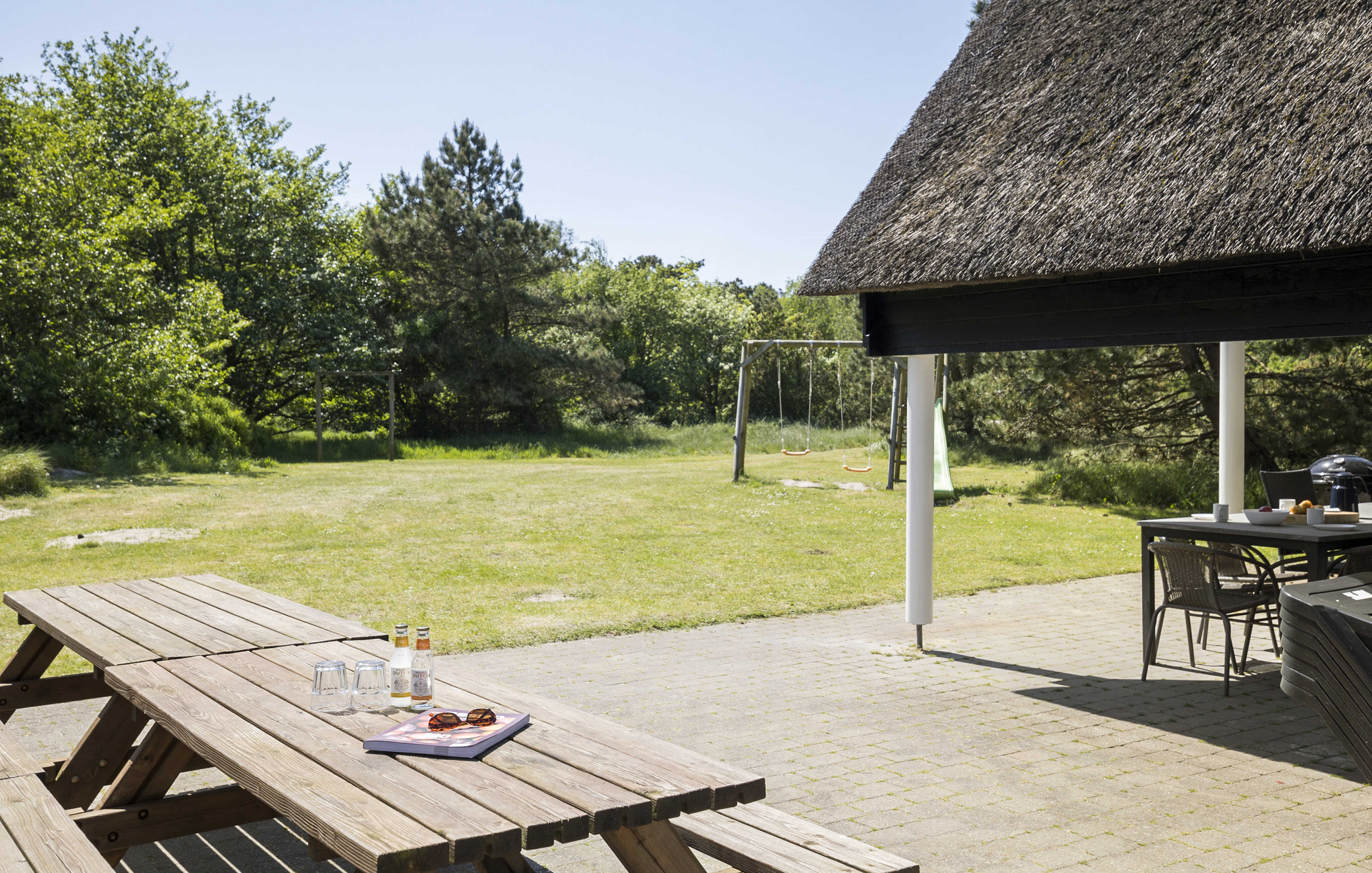 Stor terrasse ved luksushus nr. 182 i Sydjylland.