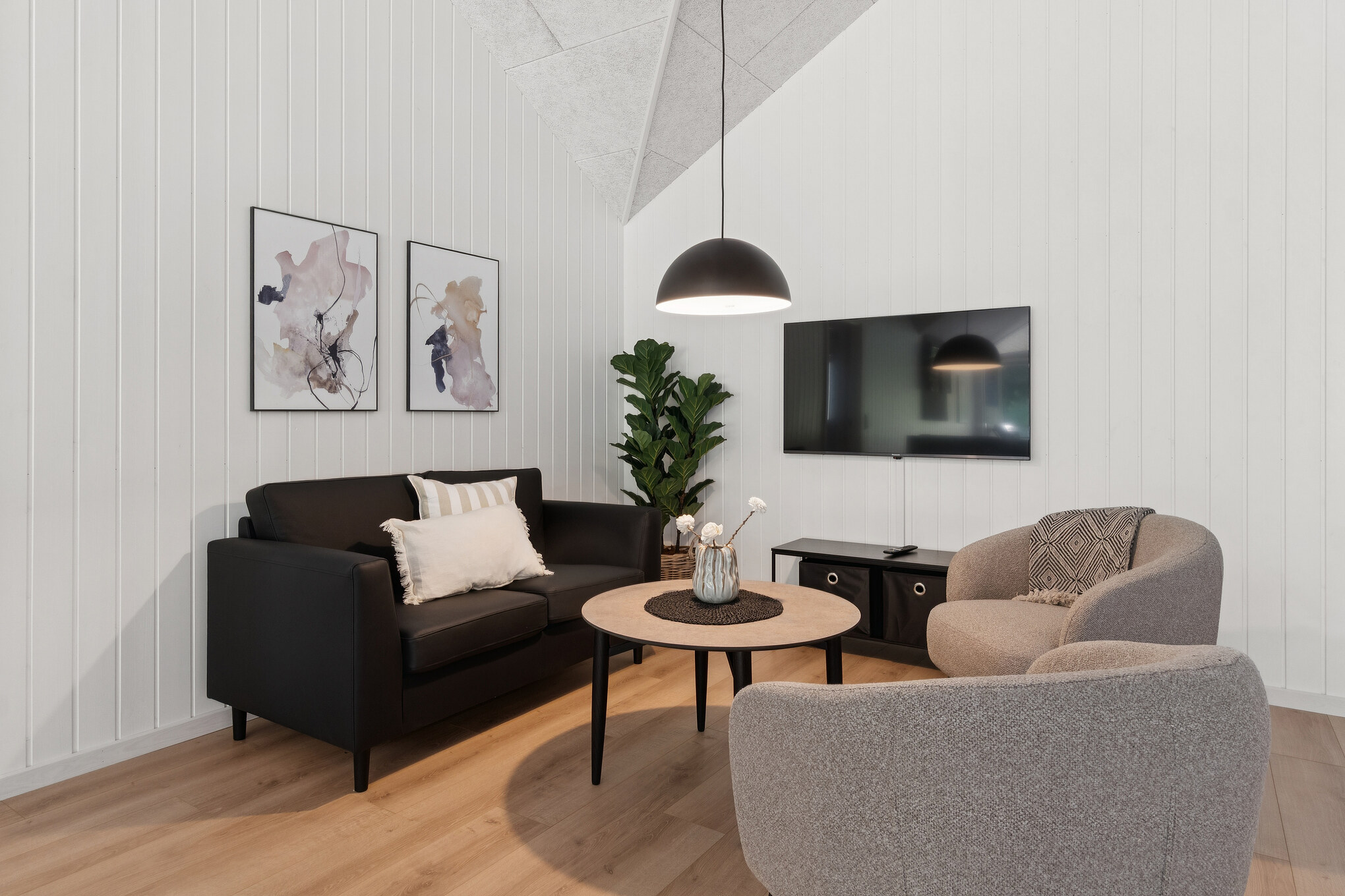 Dyst i sommerhusets aktivitetsrum, når I besøger luksushus nr. 815 i Østjylland.