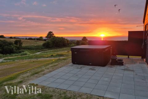 I Fyn og øer finder I dette dejlige luksushus nr. 668 til 16 personer