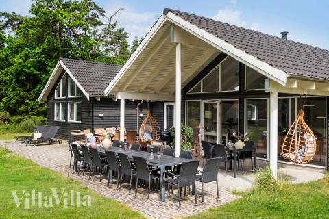 Dette skønne poolhus nr. 367 med plads til 18 personer ligger i Nordsjælland