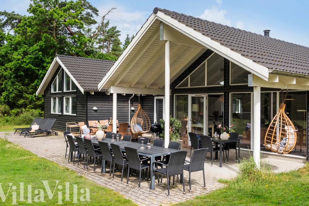 Dette skønne poolhus nr. 367 med plads til 18 personer ligger i Nordsjælland