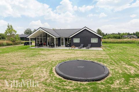 Stort udvalg af udendørs aktiviteter ved luksushus nr. 670 i Lolland/Falster/Møn.