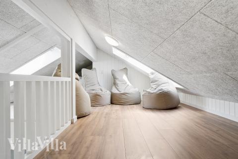 Nogle af de 18 sovepladser findes på hemsen i luksushus nr. 696