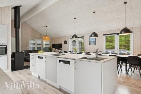 Velindrettet køkken i luksushus nr. 387 i Vestjylland.