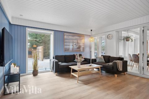 Sofahjørnet i luksushus 926 i Østjylland.