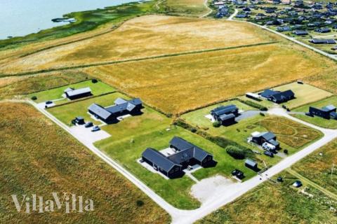 Flot sommerhus nr. 293 med god plads til op til 22 personer