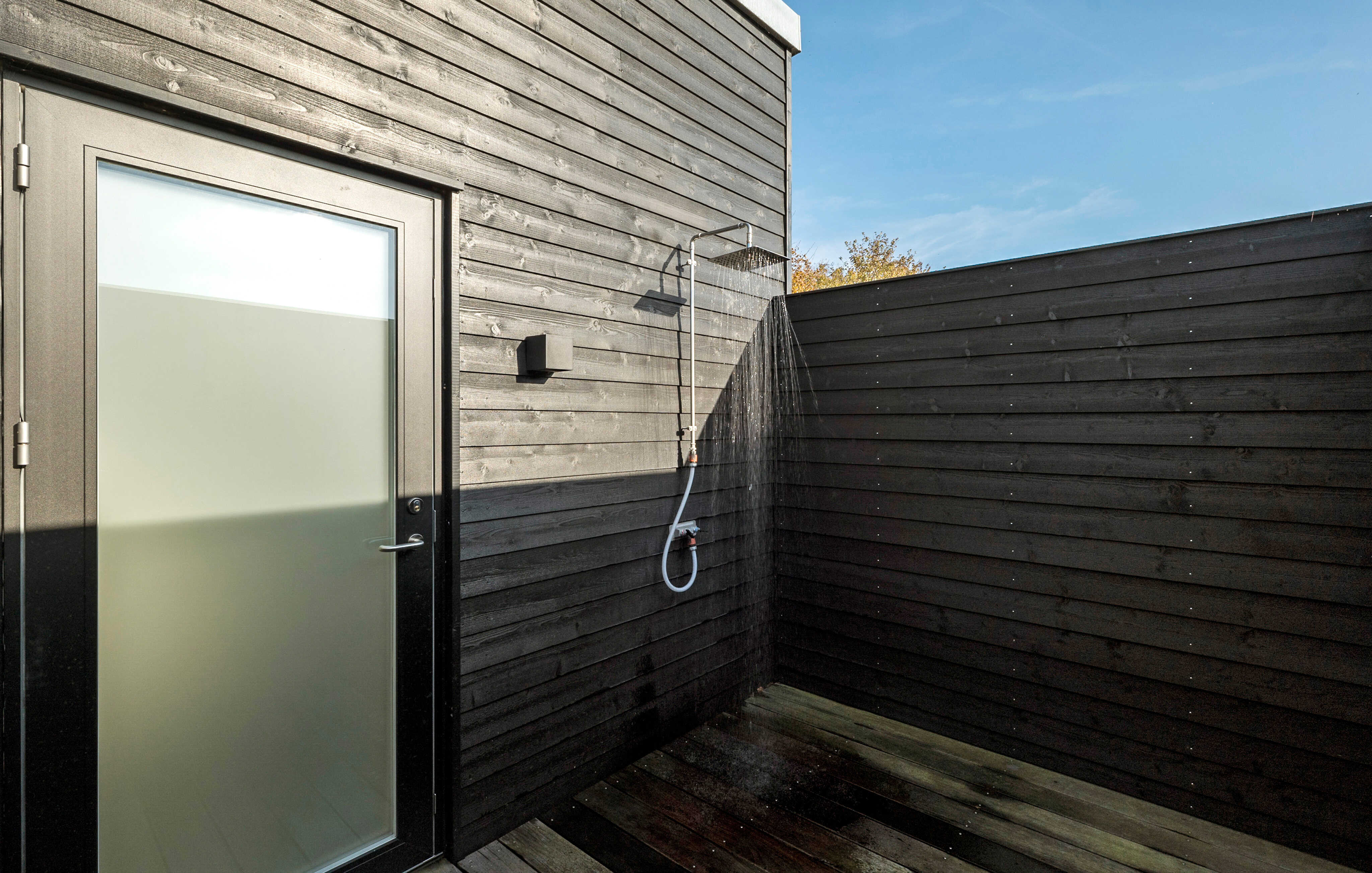 Luksushus nr. 936 har en dejlig terrasse med gode havemøbler til 10 personer.