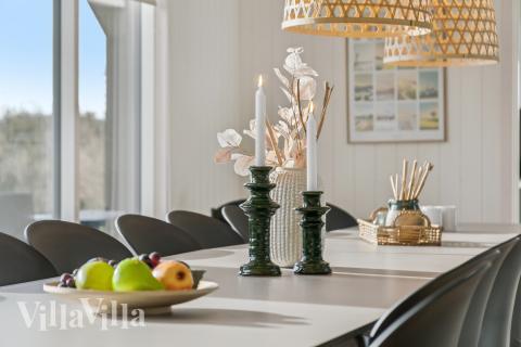 Opholdsrum med plads til 18 i luksushus nr. 902.